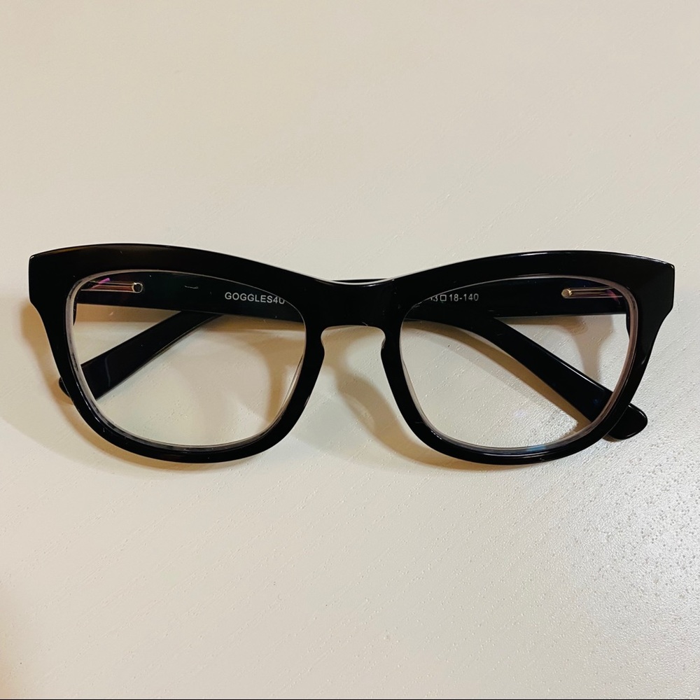 Black Retro Cat Eye Glasses